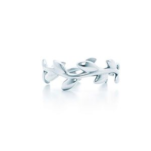 Tiffany’s Paloma Piccaso—Olive Leaf Band Ring